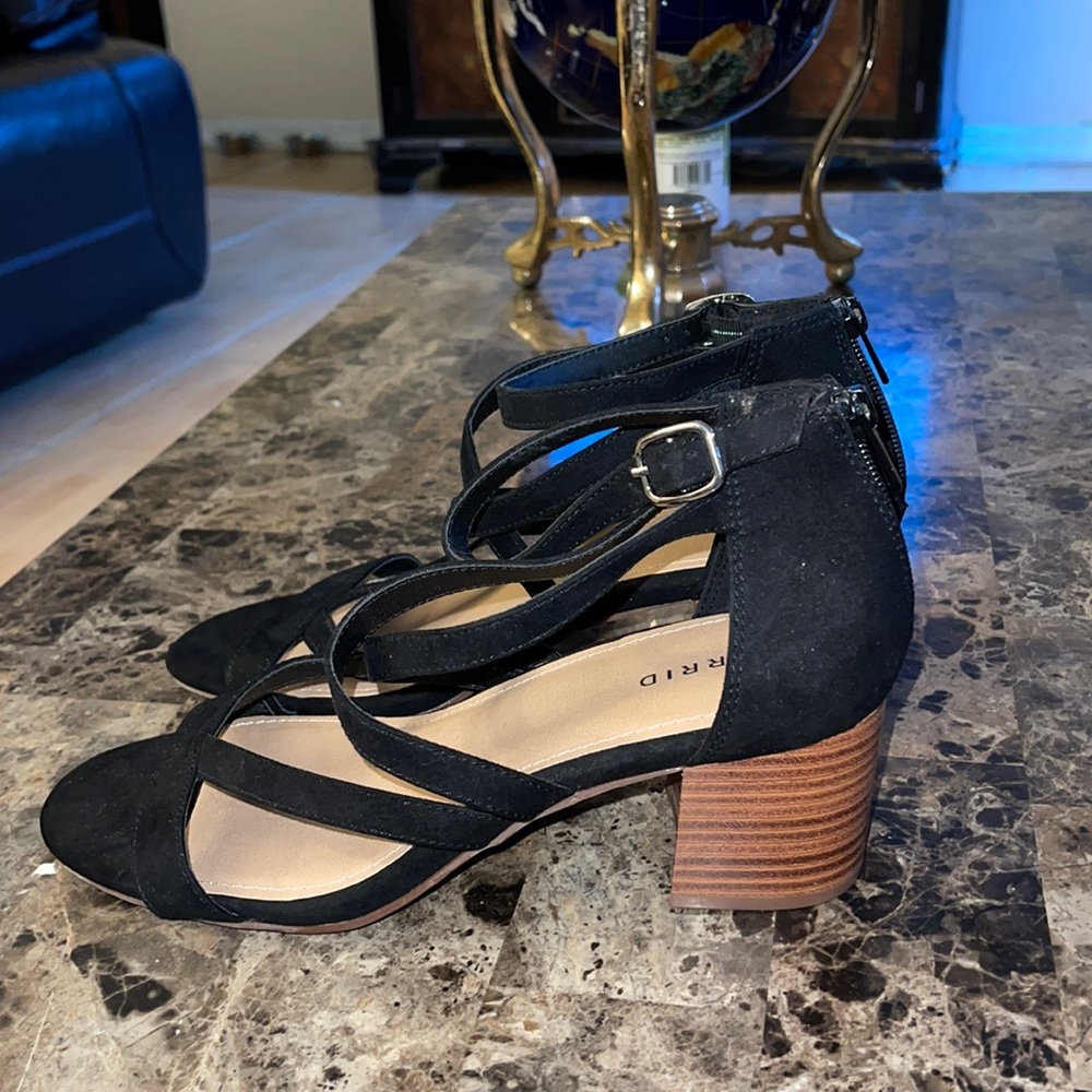 Black sandals